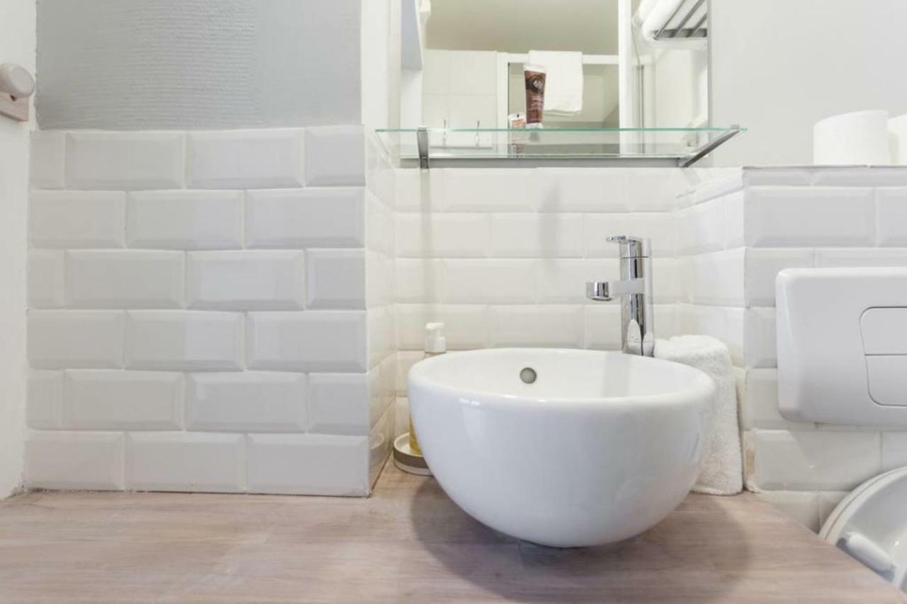 Small Is Beautiful Ideally Located Sleeps 4 París Exterior foto
